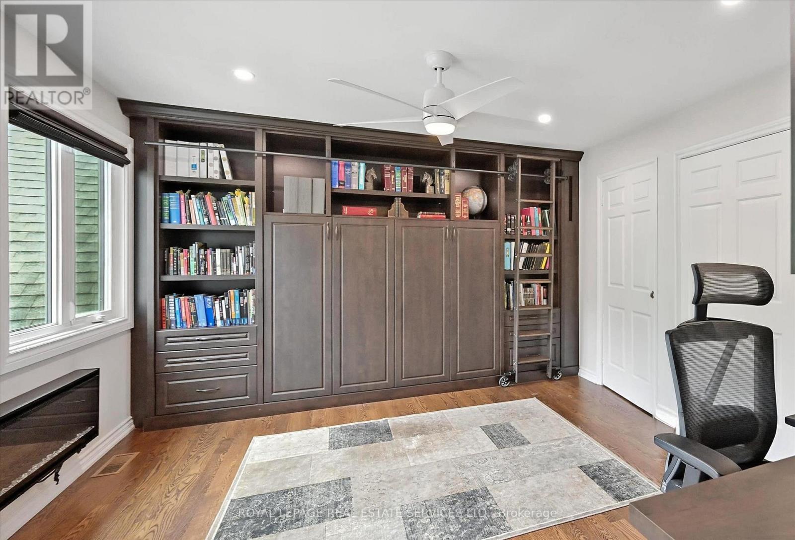 












2315 8 SIDEROAD

,
Burlington,




Ontario
L7P0M5

