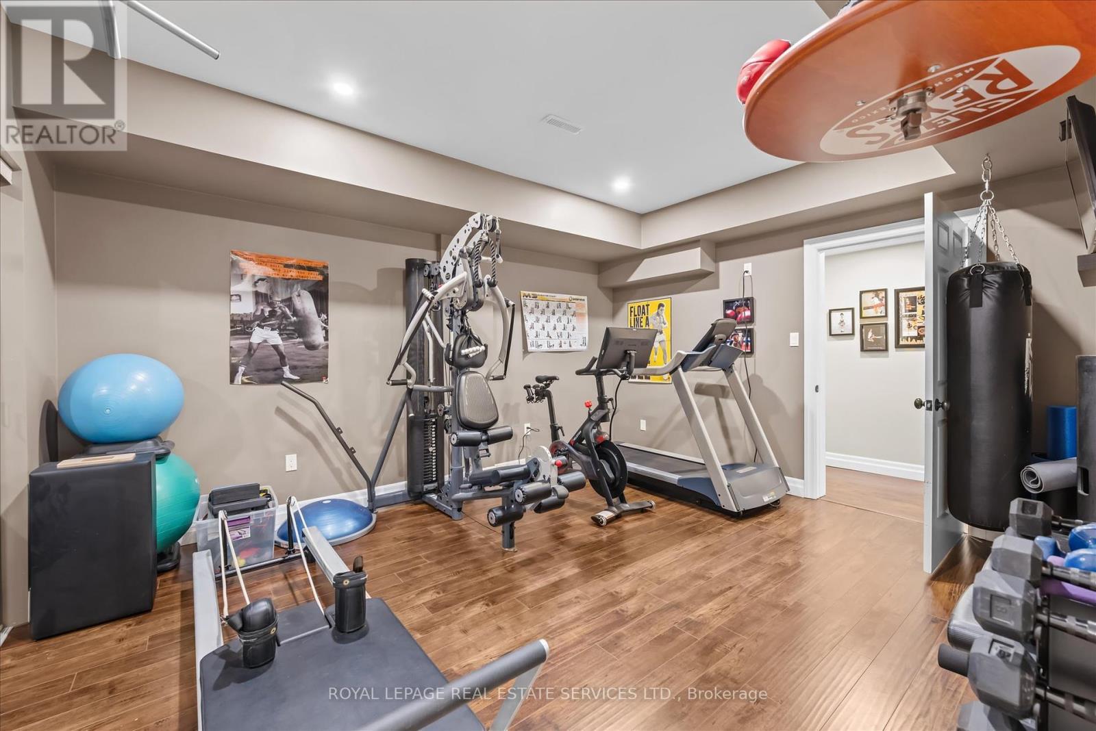 












2315 8 SIDEROAD

,
Burlington,




Ontario
L7P0M5

