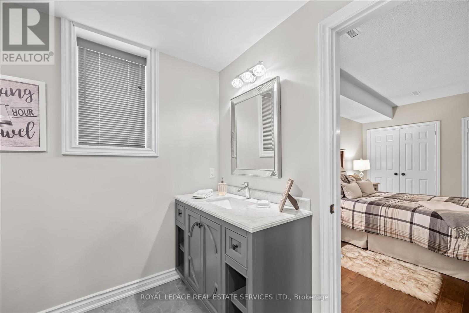 












2315 8 SIDEROAD

,
Burlington,




Ontario
L7P0M5


