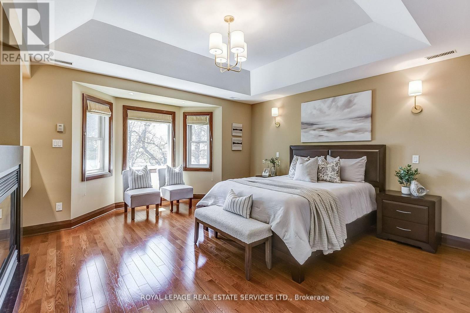 












157 COLBECK STREET

,
Toronto,




Ontario
M6S1V8

