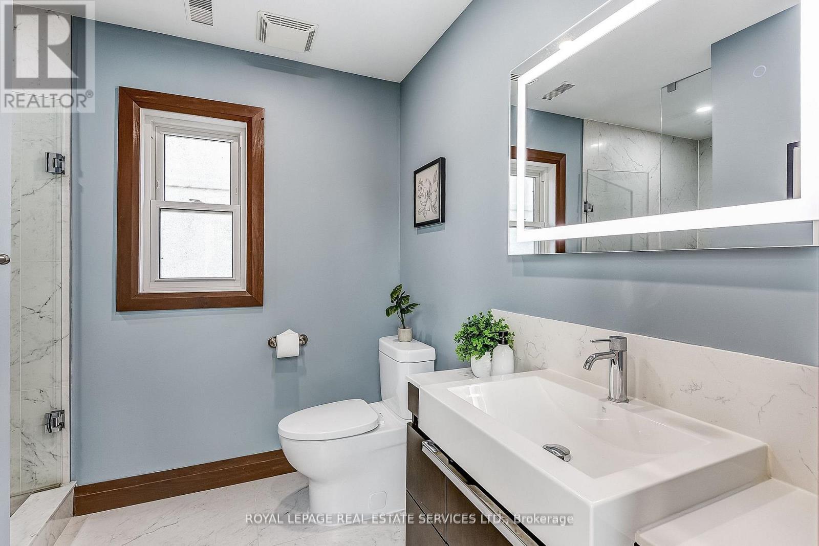 












157 COLBECK STREET

,
Toronto,




Ontario
M6S1V8

