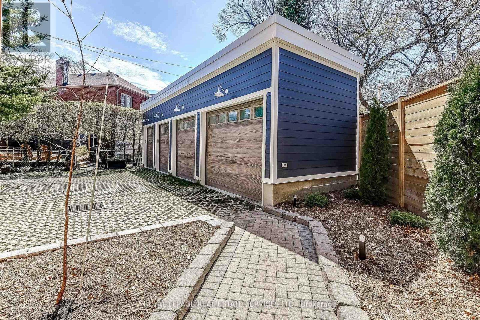 












157 COLBECK STREET

,
Toronto,




Ontario
M6S1V8

