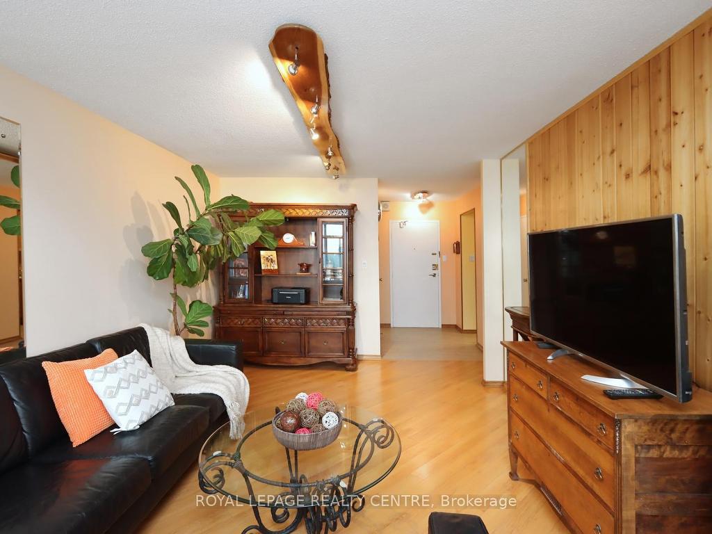 









3100


Kirwin

Avenue, 701,
Mississauga,




ON
L5A 3S6

