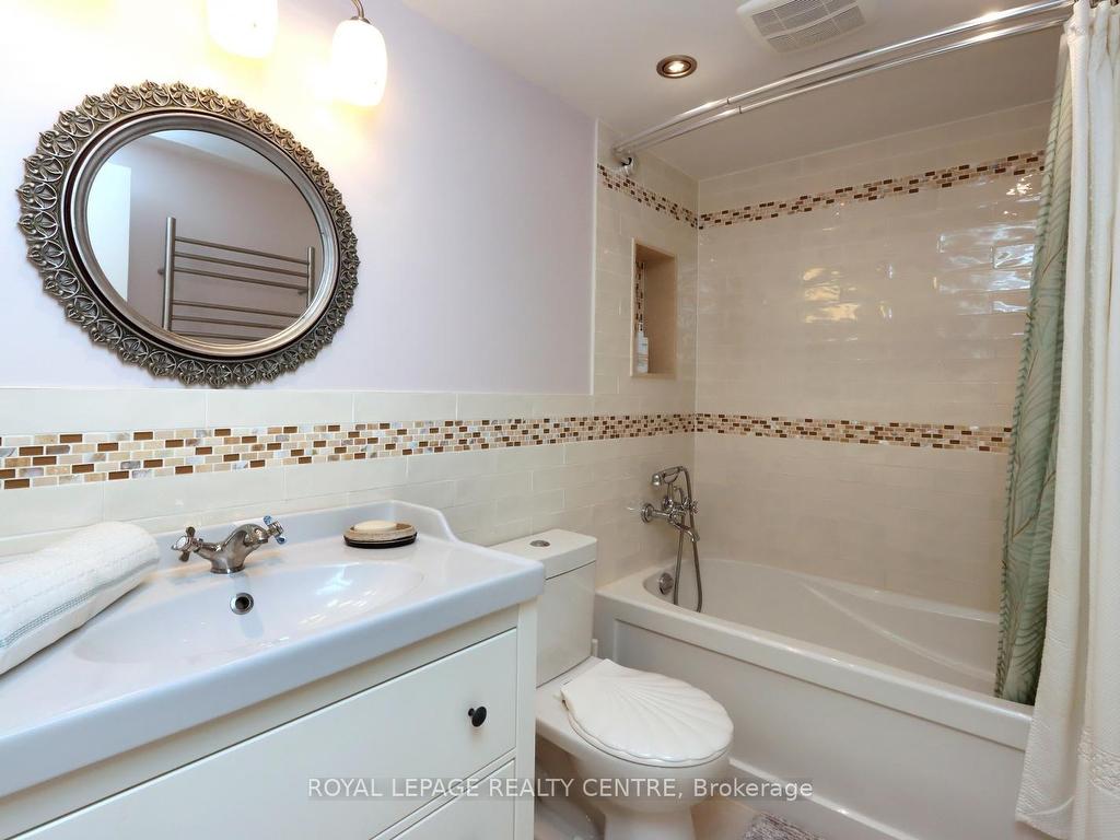 









3100


Kirwin

Avenue, 701,
Mississauga,




ON
L5A 3S6

