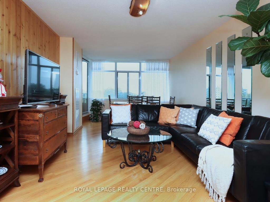 









3100


Kirwin

Avenue, 701,
Mississauga,




ON
L5A 3S6

