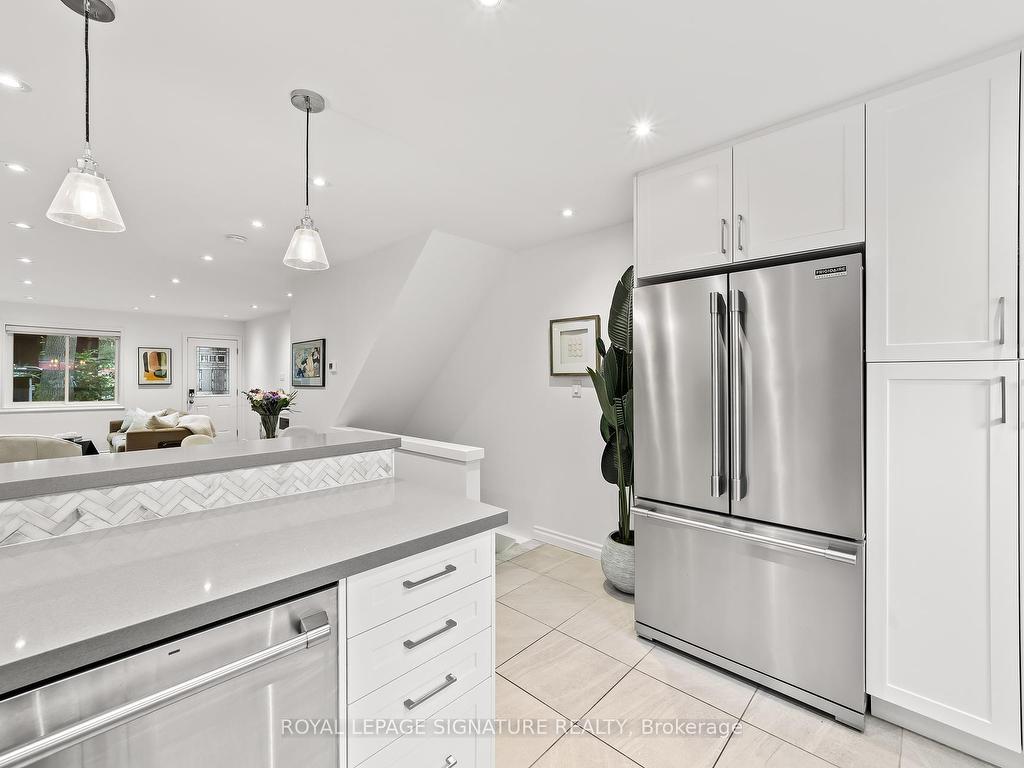 









10


Alton

Avenue,
Toronto,




ON
M4L 2M2

