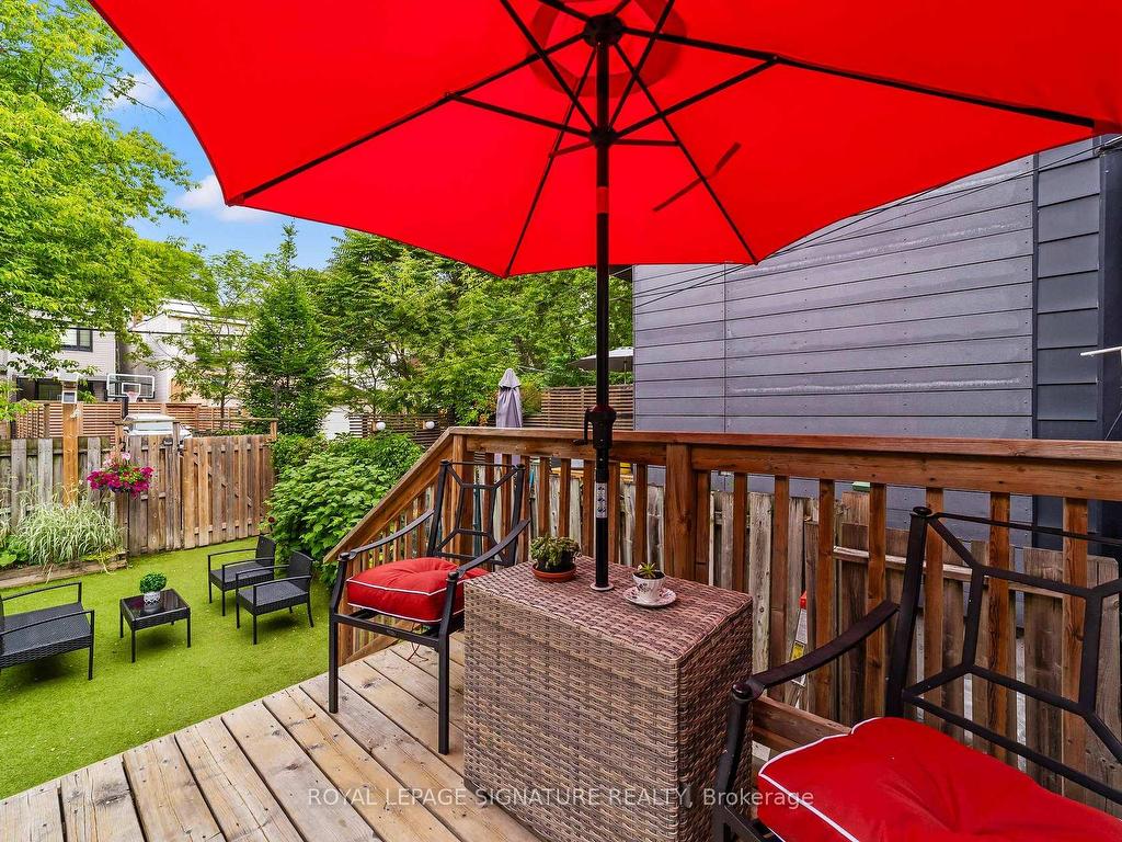 









10


Alton

Avenue,
Toronto,




ON
M4L 2M2

