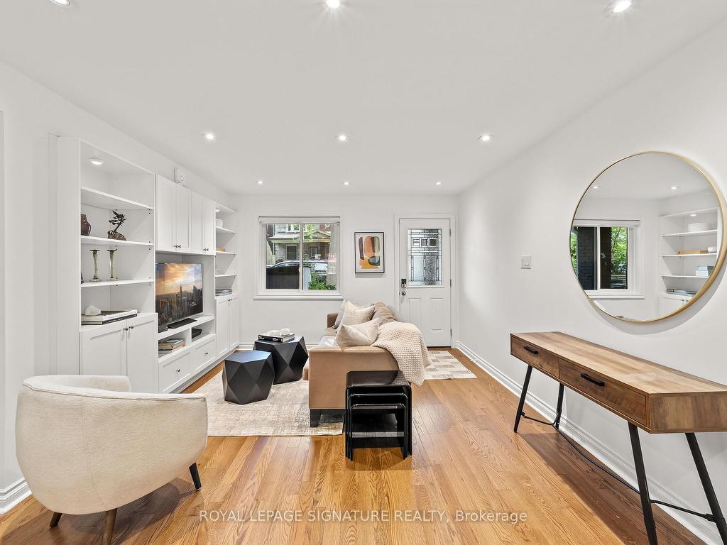 









10


Alton

Avenue,
Toronto,




ON
M4L 2M2

