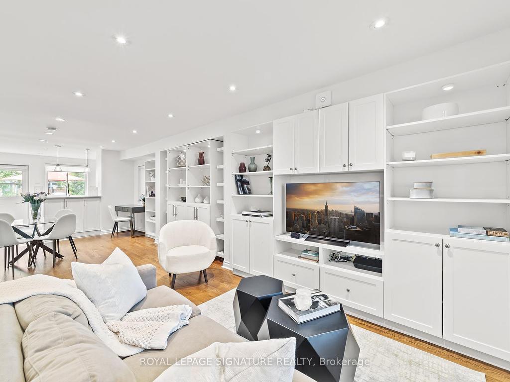 









10


Alton

Avenue,
Toronto,




ON
M4L 2M2

