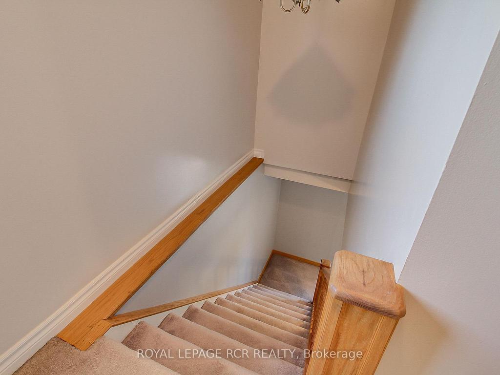 









6


Buce

Avenue,
Bradford West Gwillimbury,




ON
L3Z 2C4

