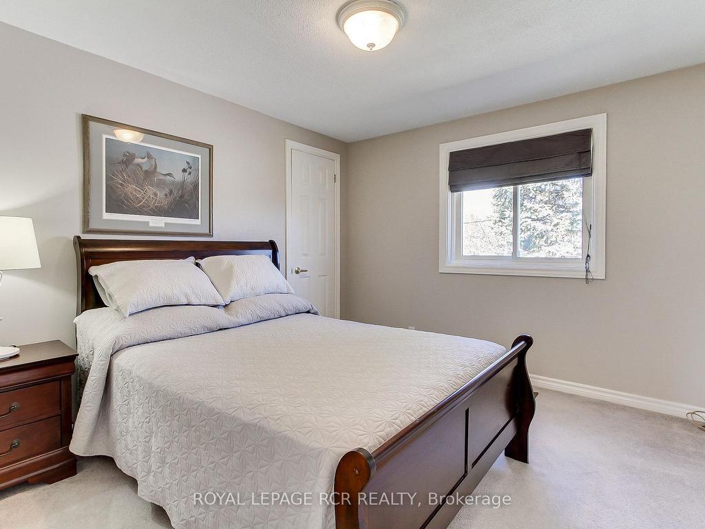 









6


Buce

Avenue,
Bradford West Gwillimbury,




ON
L3Z 2C4

