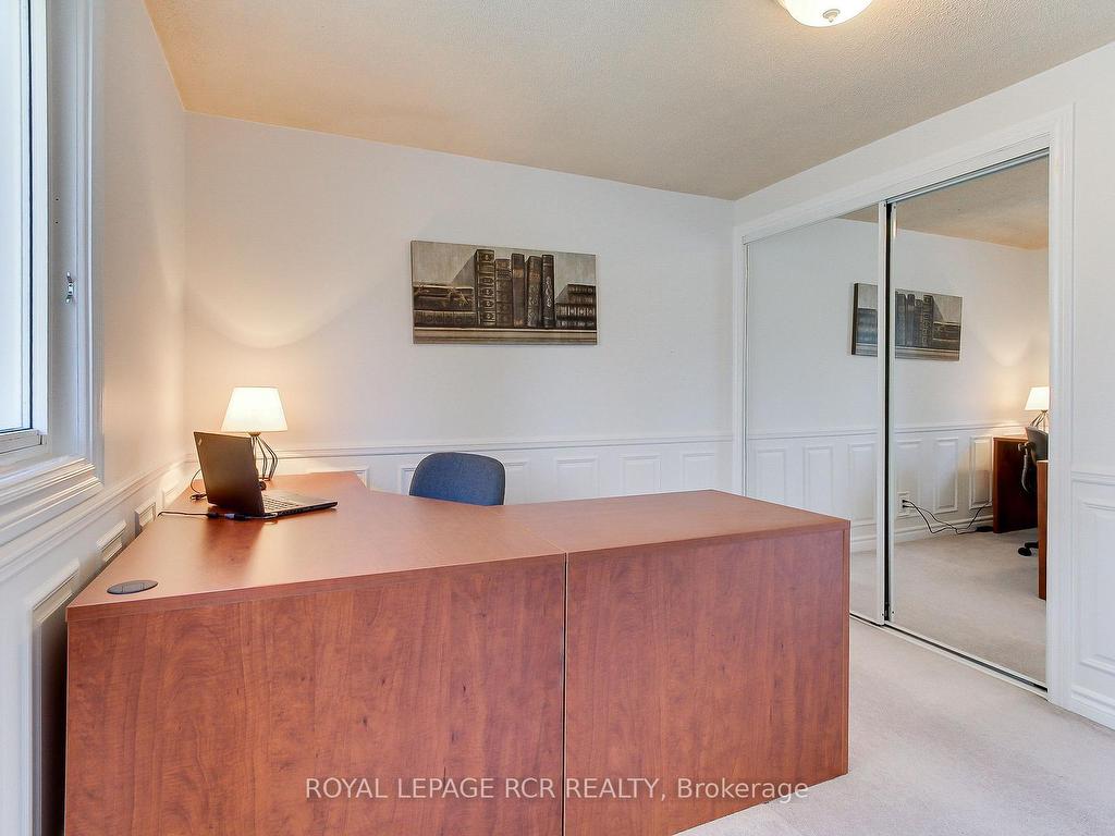 









6


Buce

Avenue,
Bradford West Gwillimbury,




ON
L3Z 2C4

