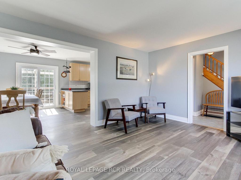 









6


Buce

Avenue,
Bradford West Gwillimbury,




ON
L3Z 2C4


