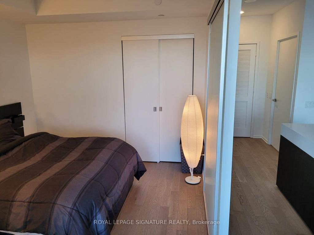 









16


Bonnycastle

Street, 1506,
Toronto,




ON
M5A 0C9

