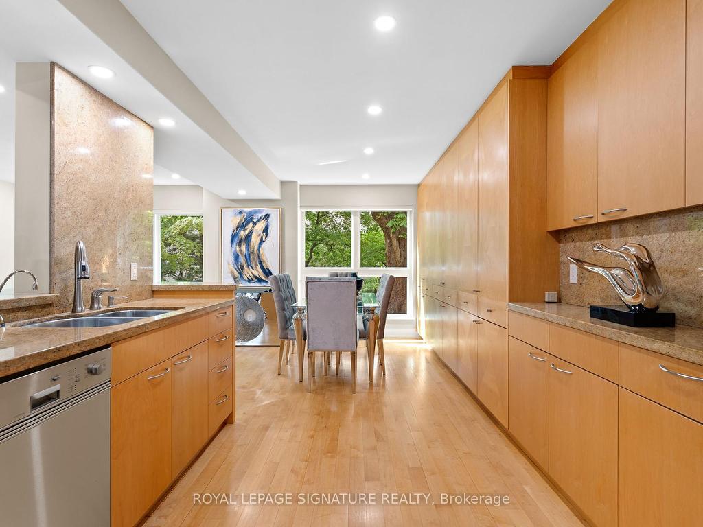 









96


Crimson Mill

Way, 153,
Toronto,




ON
M2L 1T6

