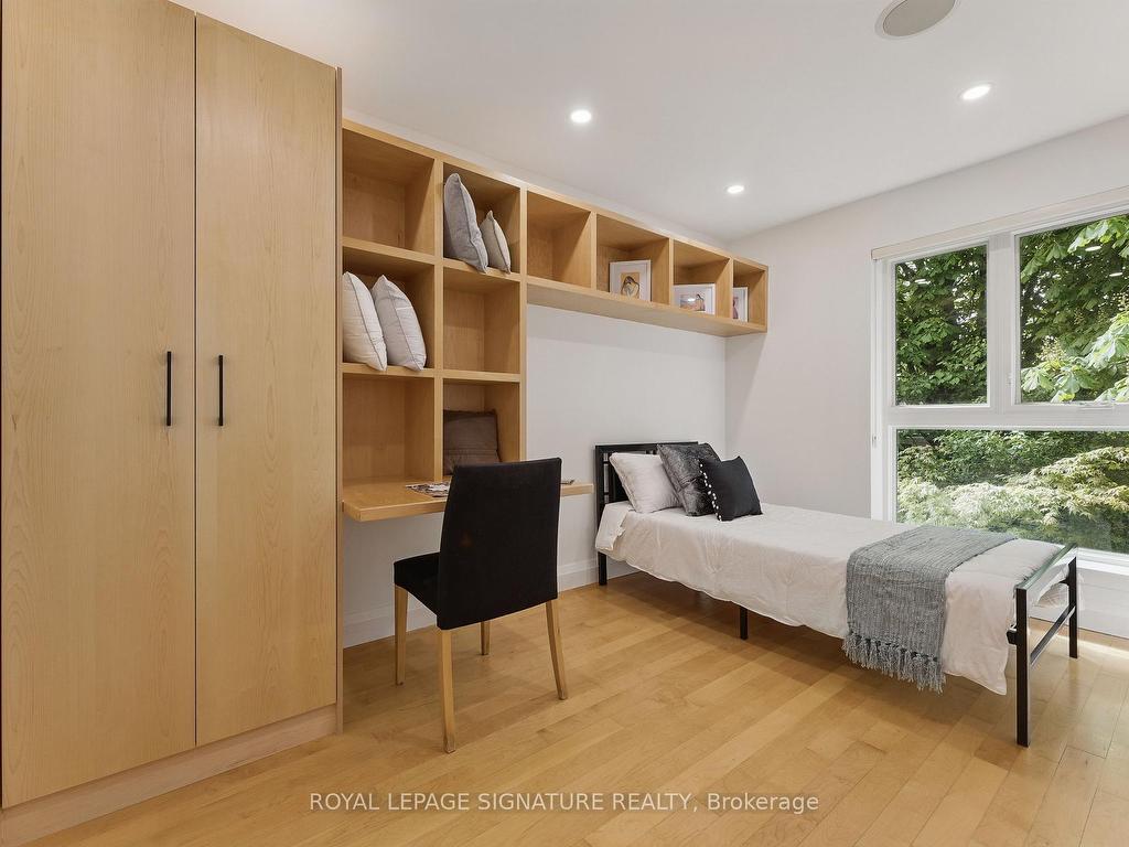 









96


Crimson Mill

Way, 153,
Toronto,




ON
M2L 1T6

