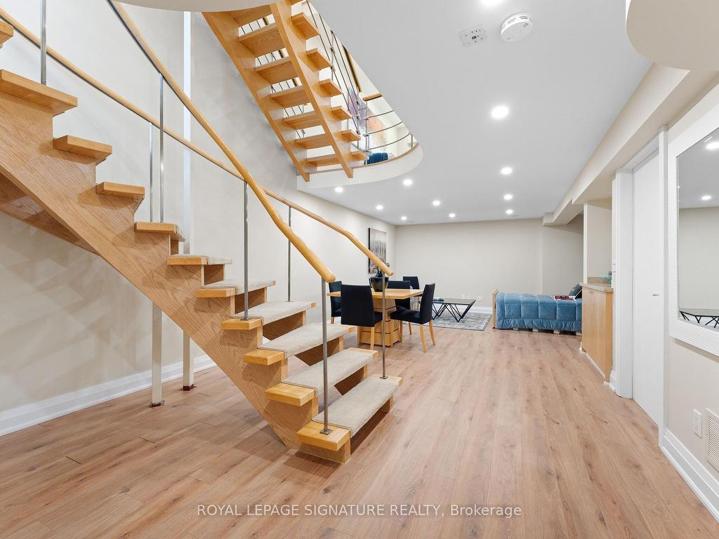 









96


Crimson Mill

Way, 153,
Toronto,




ON
M2L 1T6


