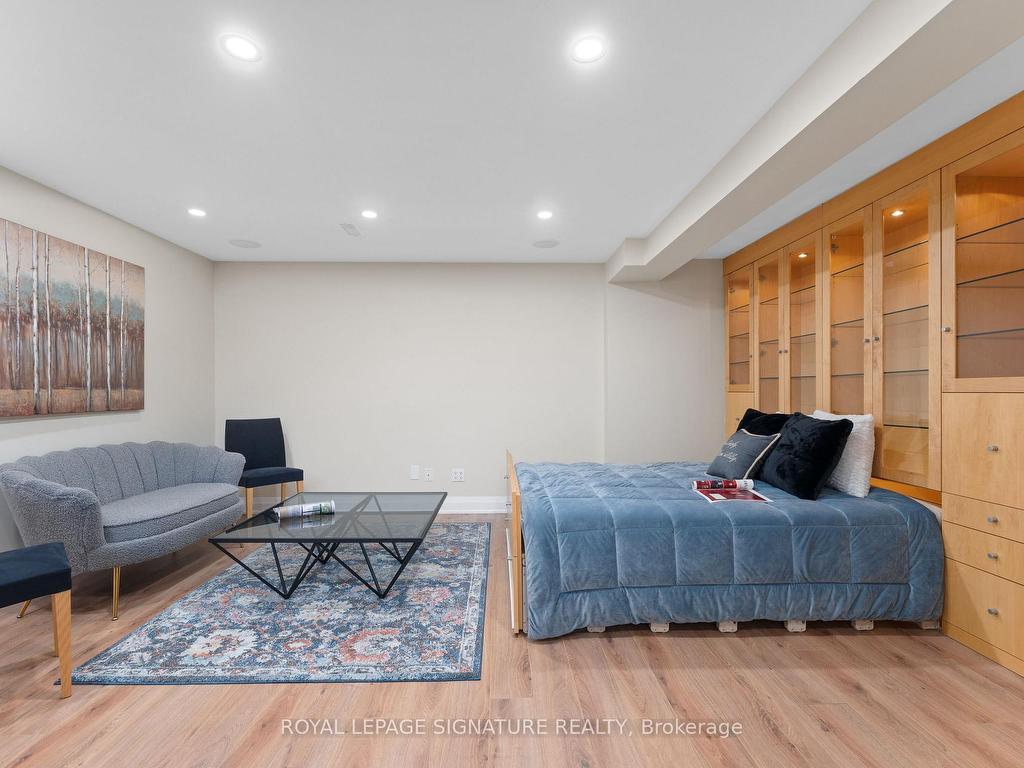 









96


Crimson Mill

Way, 153,
Toronto,




ON
M2L 1T6

