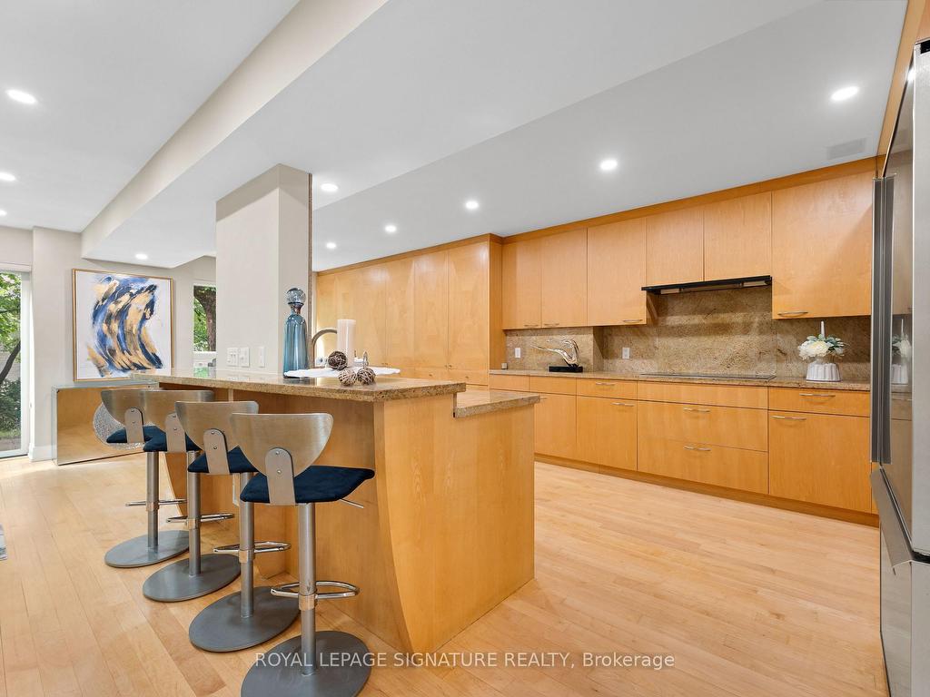 









96


Crimson Mill

Way, 153,
Toronto,




ON
M2L 1T6

