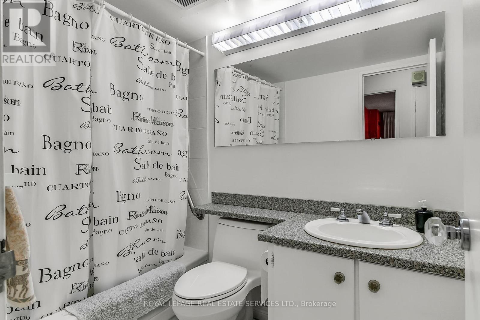 












905 - 50 QUEBEC AVENUE

,
Toronto,




Ontario
M6P4B4

