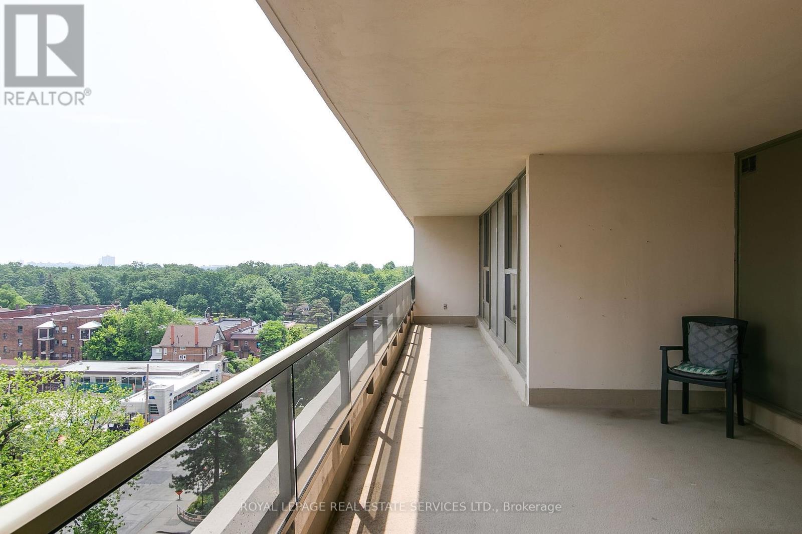












905 - 50 QUEBEC AVENUE

,
Toronto,




Ontario
M6P4B4

