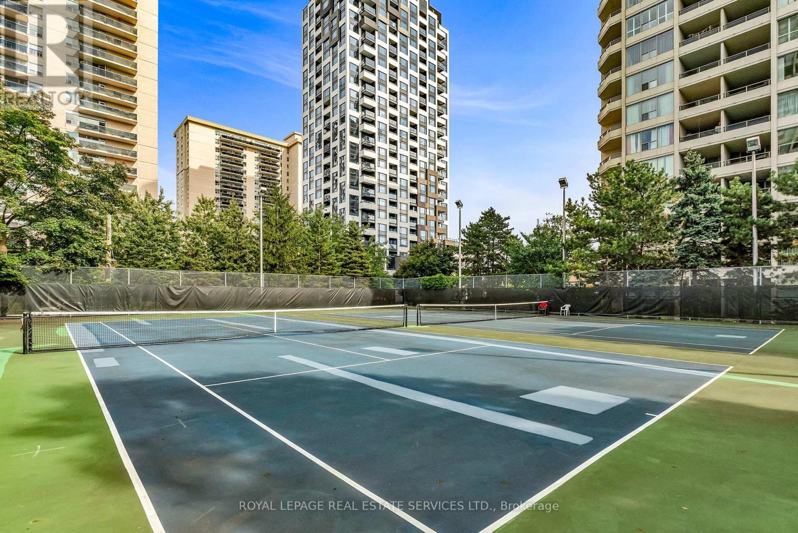 












905 - 50 QUEBEC AVENUE

,
Toronto,




Ontario
M6P4B4

