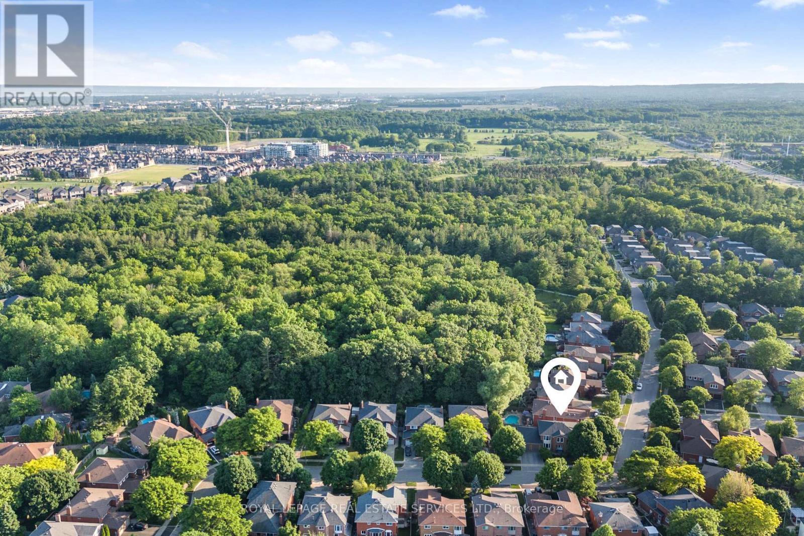 












1448 STATIONMASTER LANE

,
Oakville,




Ontario
L6M3A7

