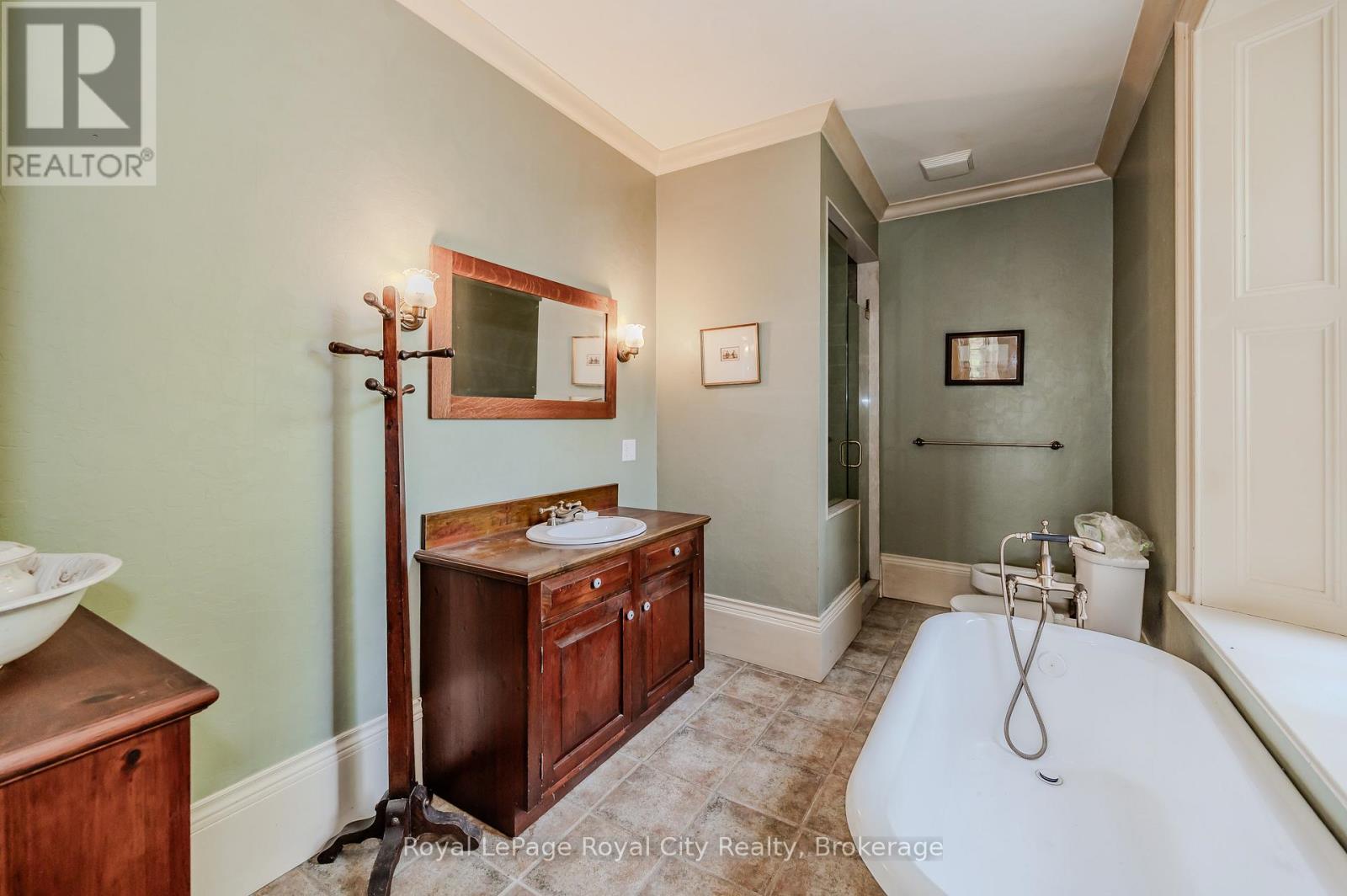 












13265 NASSAGAWEYA PUSLINCH TOWNLINE

,
Milton,







Ontario
L0P1J0

