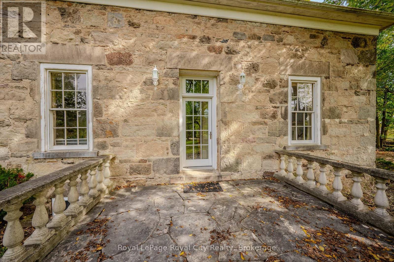 












13265 NASSAGAWEYA PUSLINCH TOWNLINE

,
Milton,







Ontario
L0P1J0

