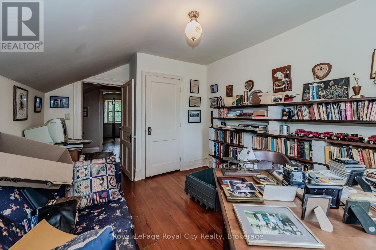 












13265 NASSAGAWEYA PUSLINCH TOWNLINE

,
Milton,







Ontario
L0P1J0

