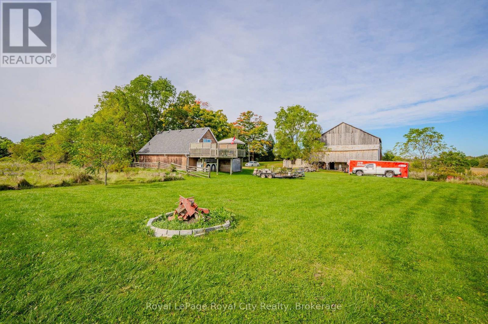 












13265 NASSAGAWEYA PUSLINCH TOWNLINE

,
Milton,







Ontario
L0P1J0

