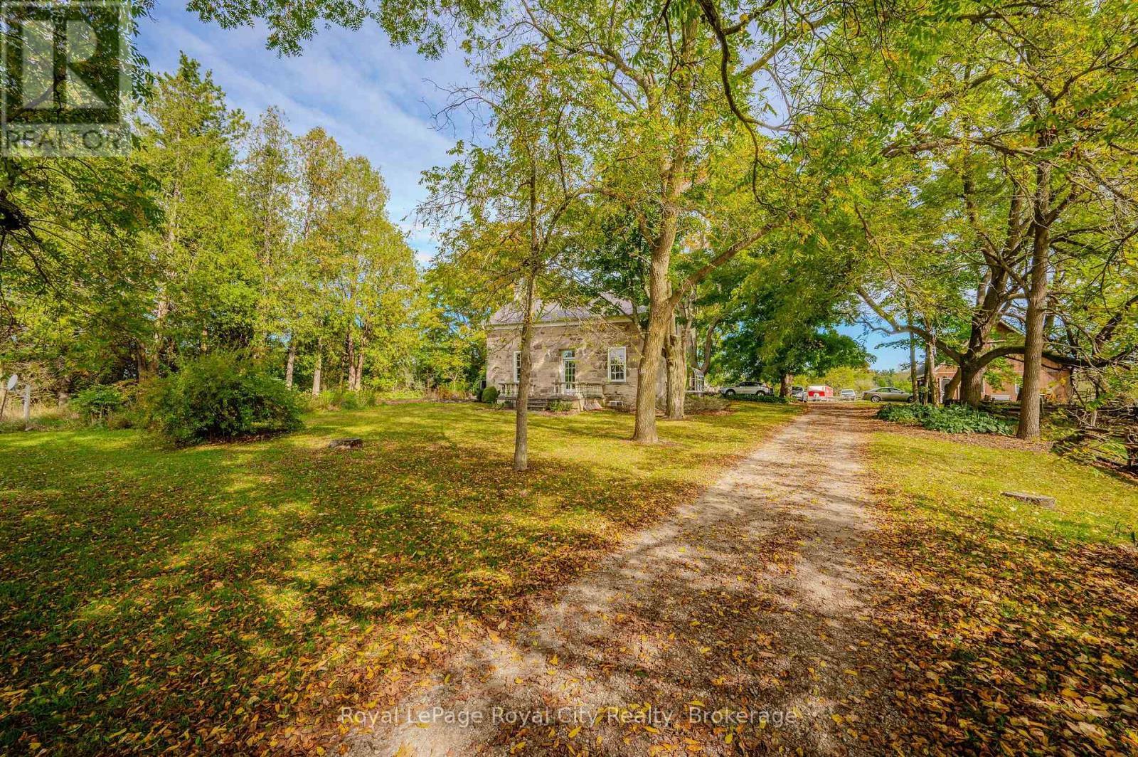 












13265 NASSAGAWEYA PUSLINCH TOWNLINE

,
Milton,







Ontario
L0P1J0

