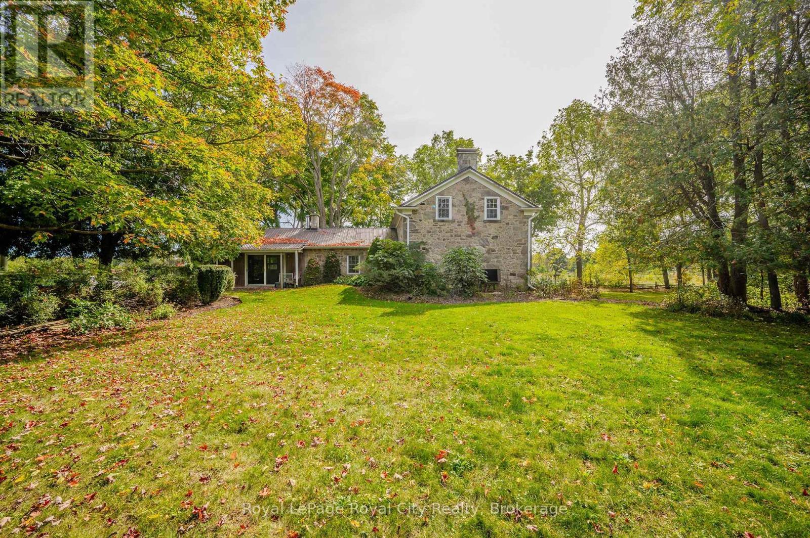 












13265 NASSAGAWEYA PUSLINCH TOWNLINE

,
Milton,







Ontario
L0P1J0

