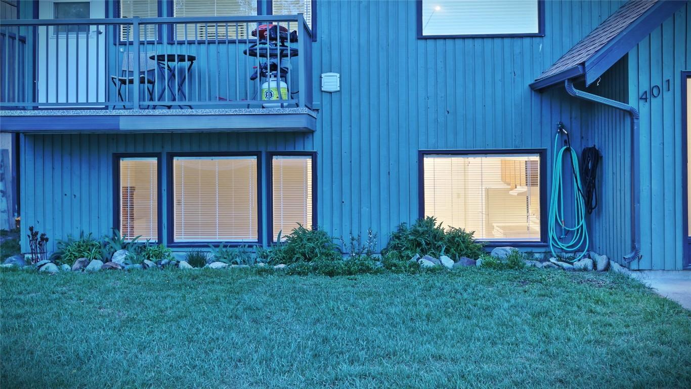 









401


Alpine

Crescent, 1,
Kimberley,




BC
V1A 3B2

