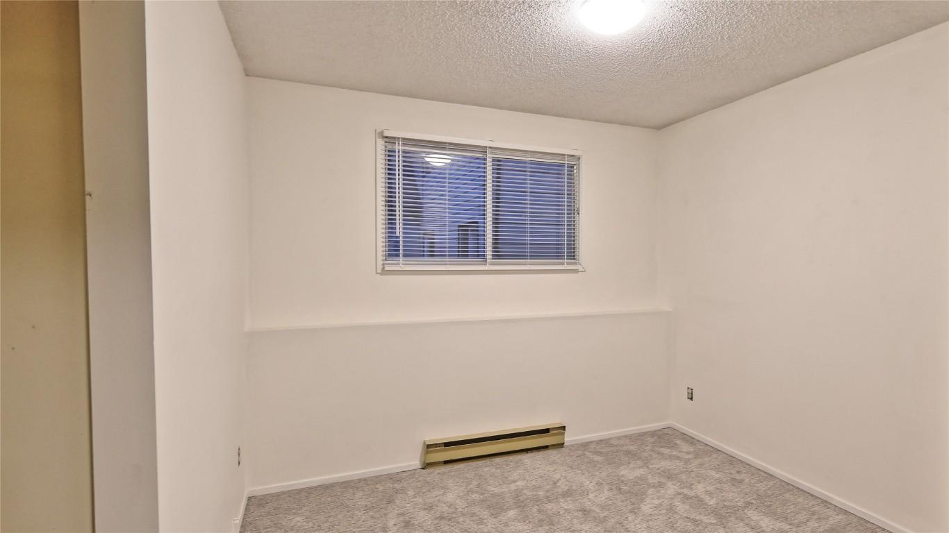 









401


Alpine

Crescent, 1,
Kimberley,




BC
V1A 3B2

