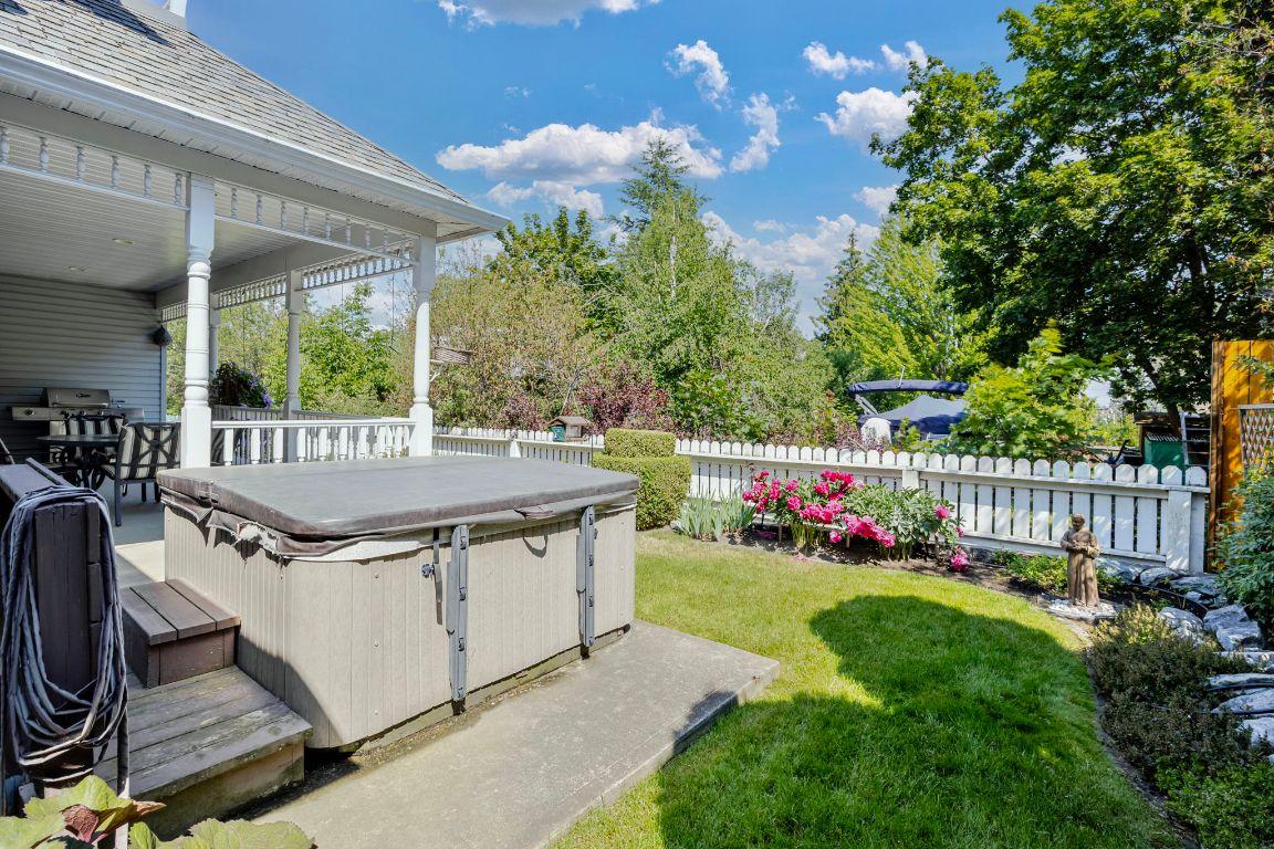 









758


Varney

Court,
Kelowna,




BC
V1W 3Z2

