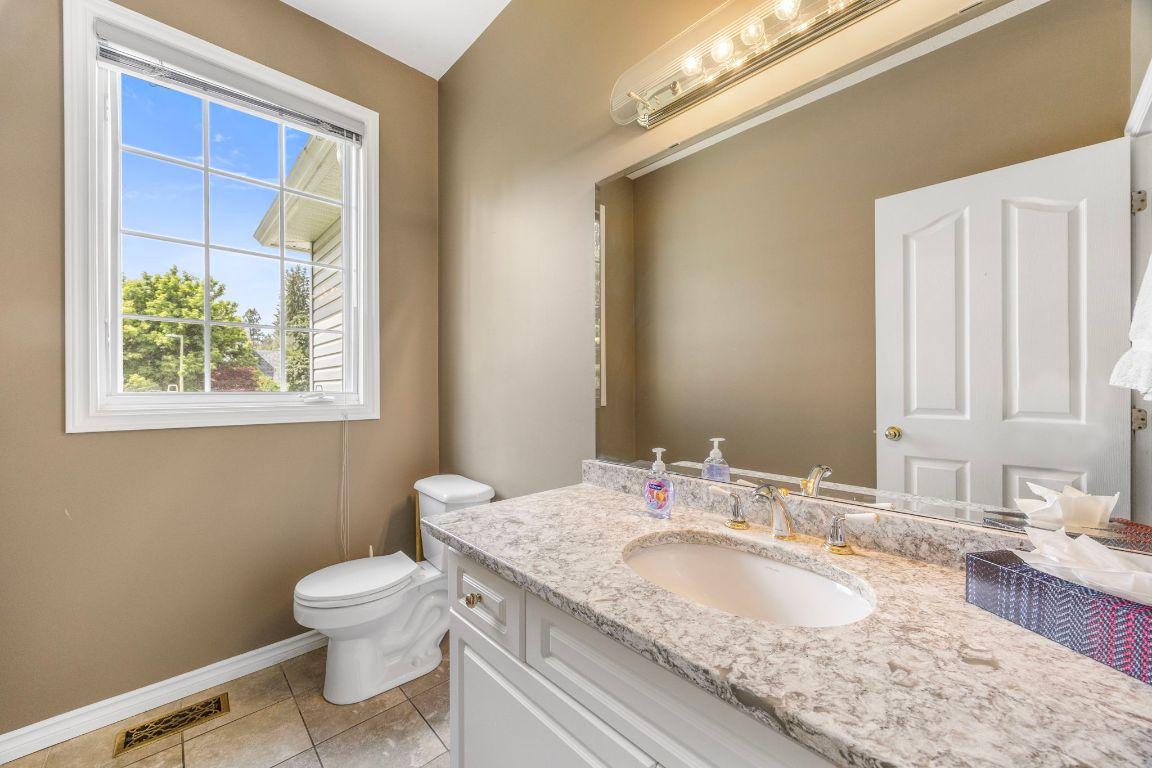 









758


Varney

Court,
Kelowna,




BC
V1W 3Z2

