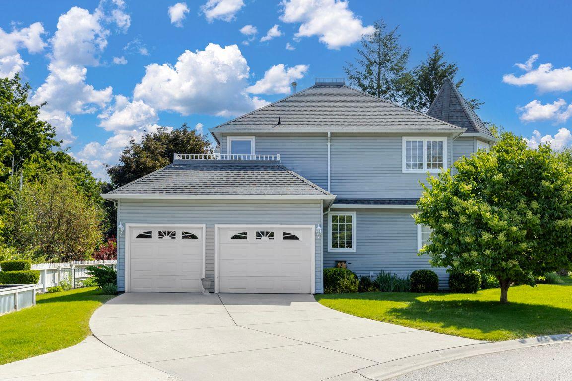 









758


Varney

Court,
Kelowna,




BC
V1W 3Z2

