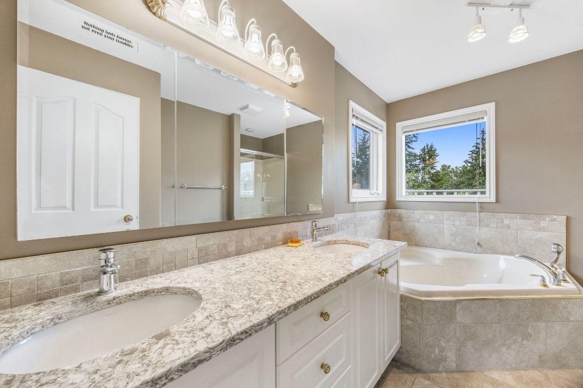 









758


Varney

Court,
Kelowna,




BC
V1W 3Z2

