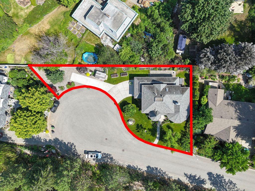 









758


Varney

Court,
Kelowna,




BC
V1W 3Z2

