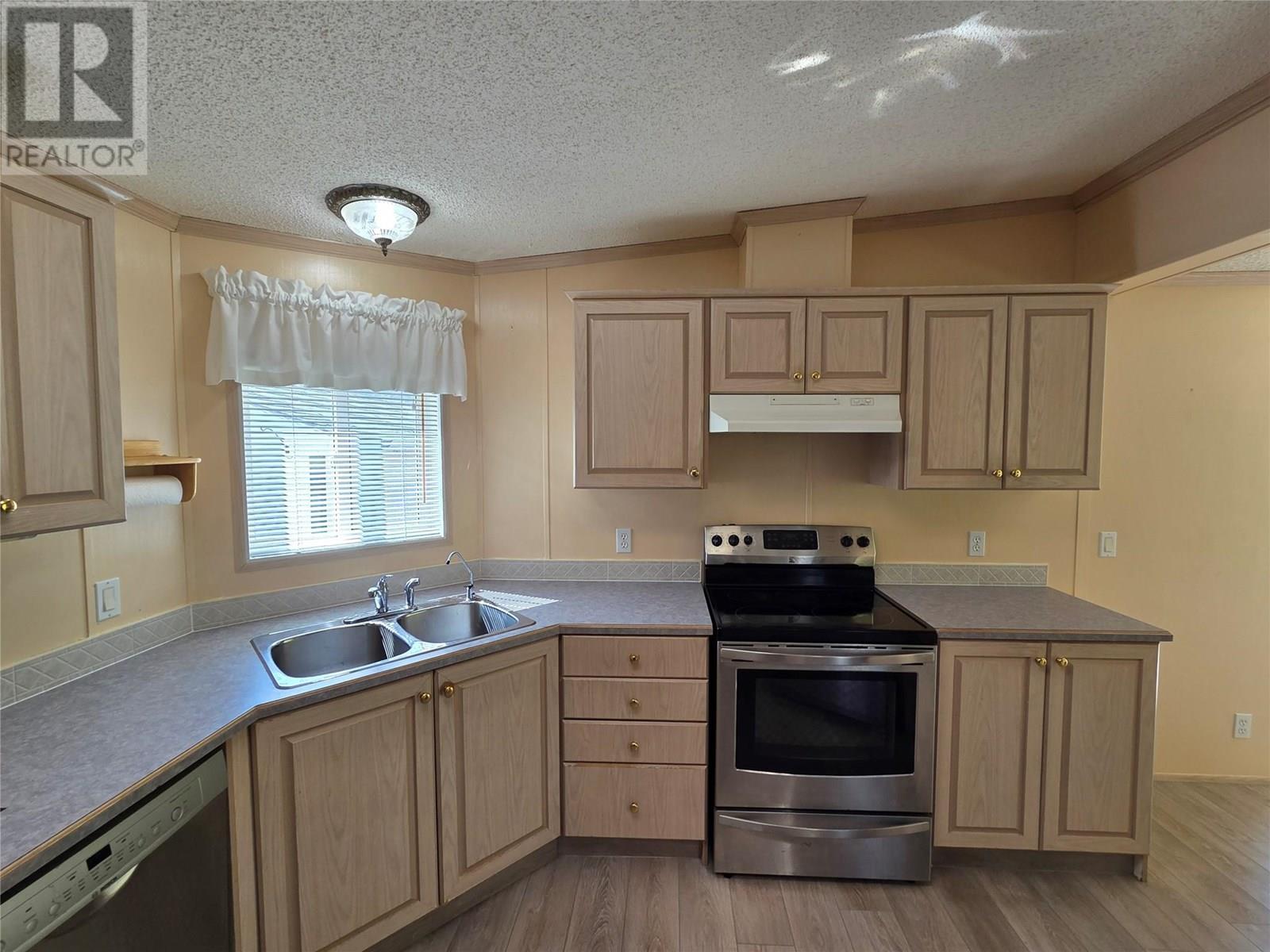 












622 Keremeos Bypass Road Unit# 12

,
Keremeos,




British Columbia
V0X1N1

