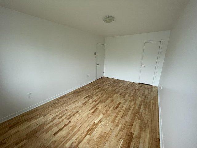 









10061


Boul. St-Michel

, 6,
Montréal (Montréal-Nord),




QC
H1H5G9

