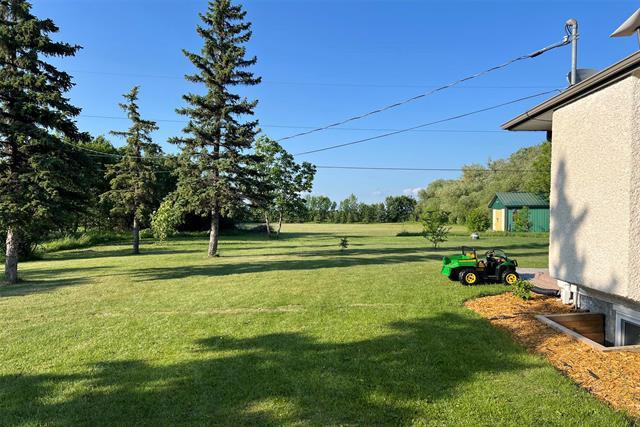 









2209


MCGREGOR FARM

RD,
East St Paul,




MB
R2E 1E9

