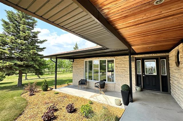 









2209


MCGREGOR FARM

RD,
East St Paul,




MB
R2E 1E9

