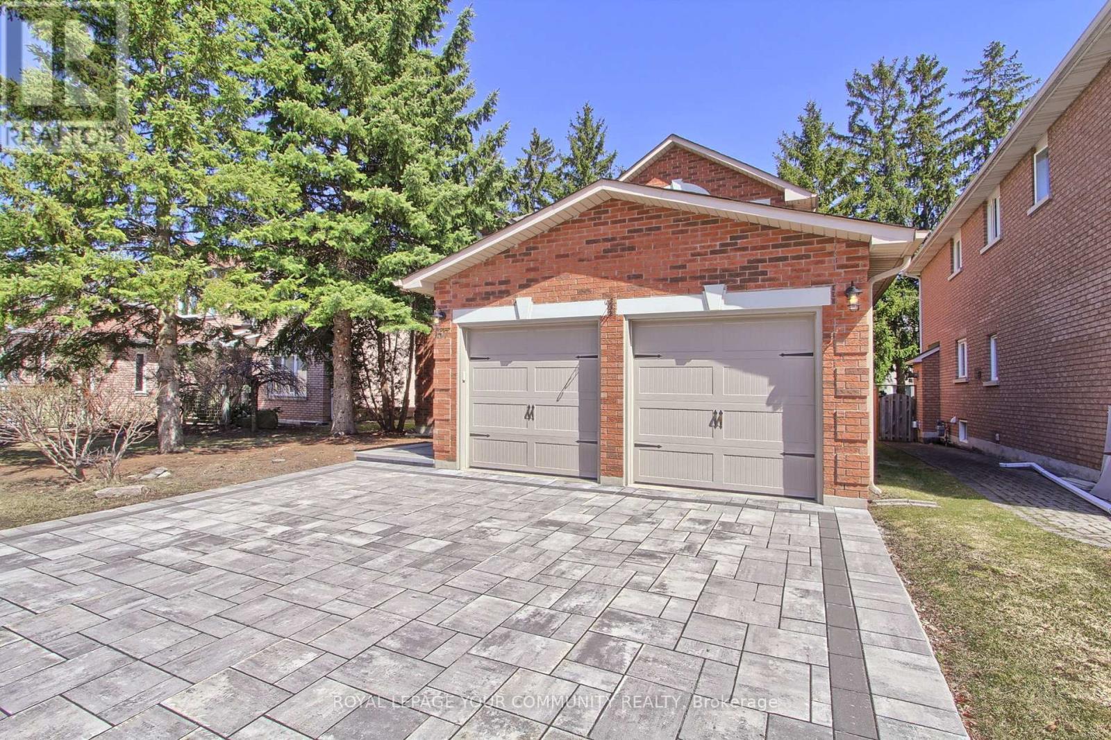 












57 EL DORADO STREET

,
Richmond Hill,




Ontario
L4C0K8

