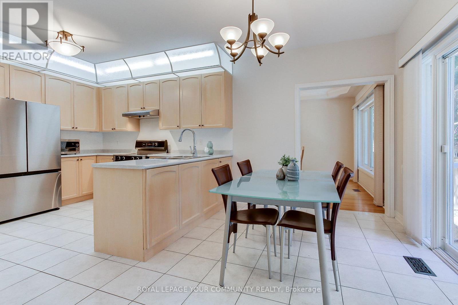 












57 EL DORADO STREET

,
Richmond Hill,




Ontario
L4C0K8

