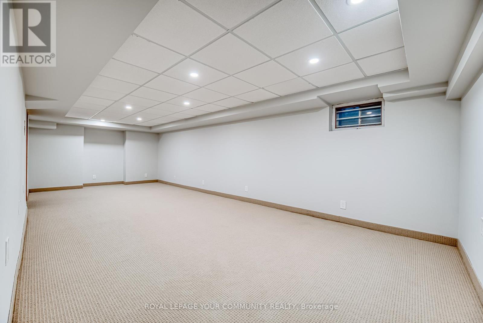 












14 JULIA STREET

,
Markham,




Ontario
L3T4R9

