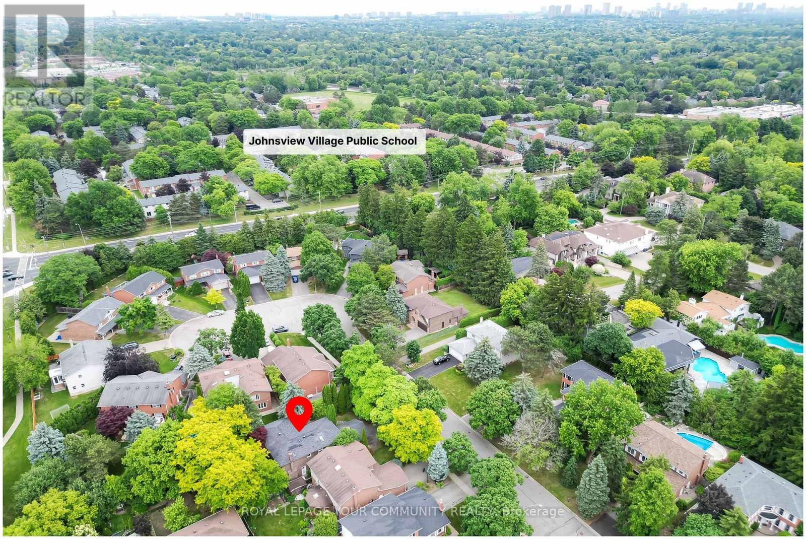 












14 JULIA STREET

,
Markham,




Ontario
L3T4R9

