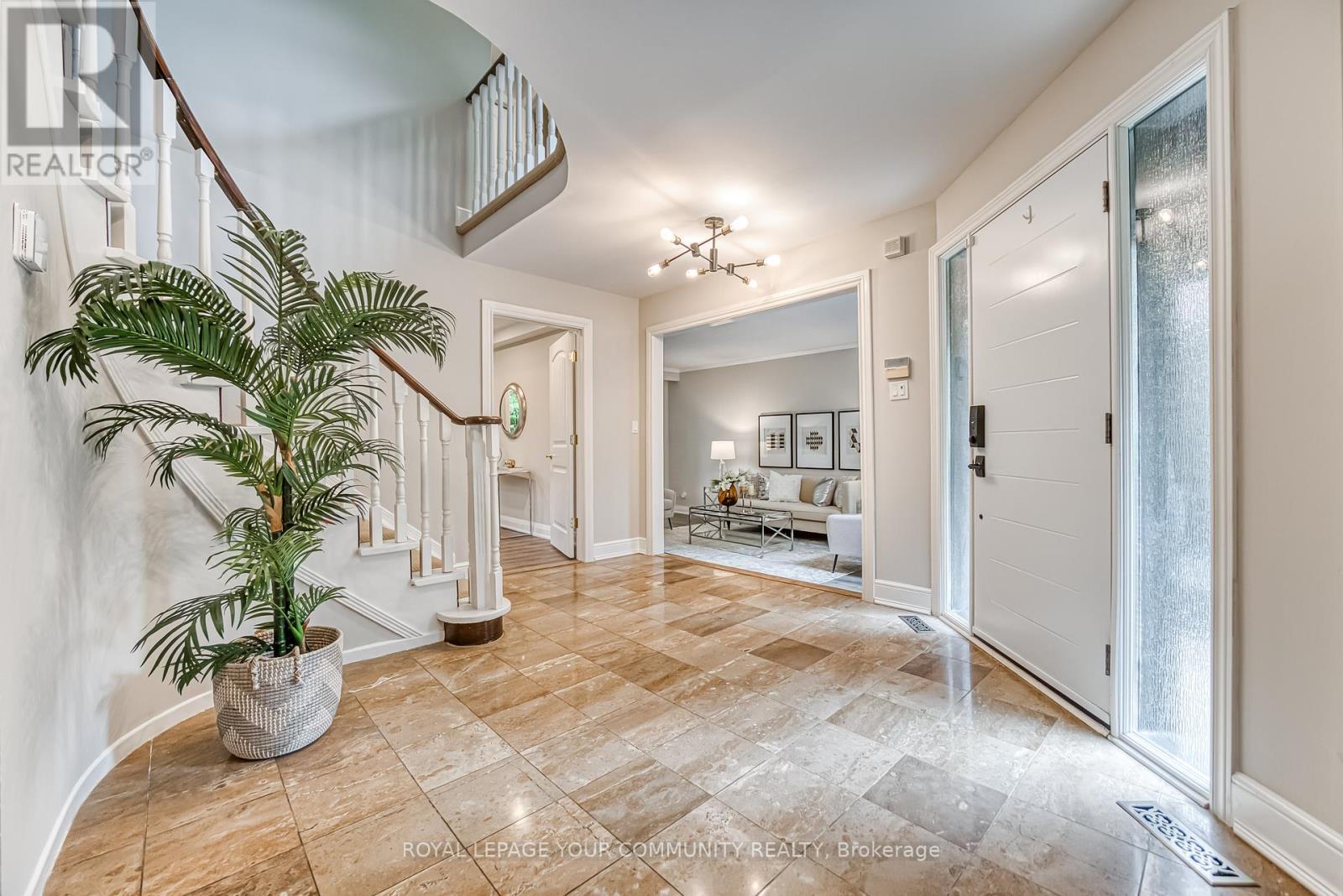 












14 JULIA STREET

,
Markham,




Ontario
L3T4R9

