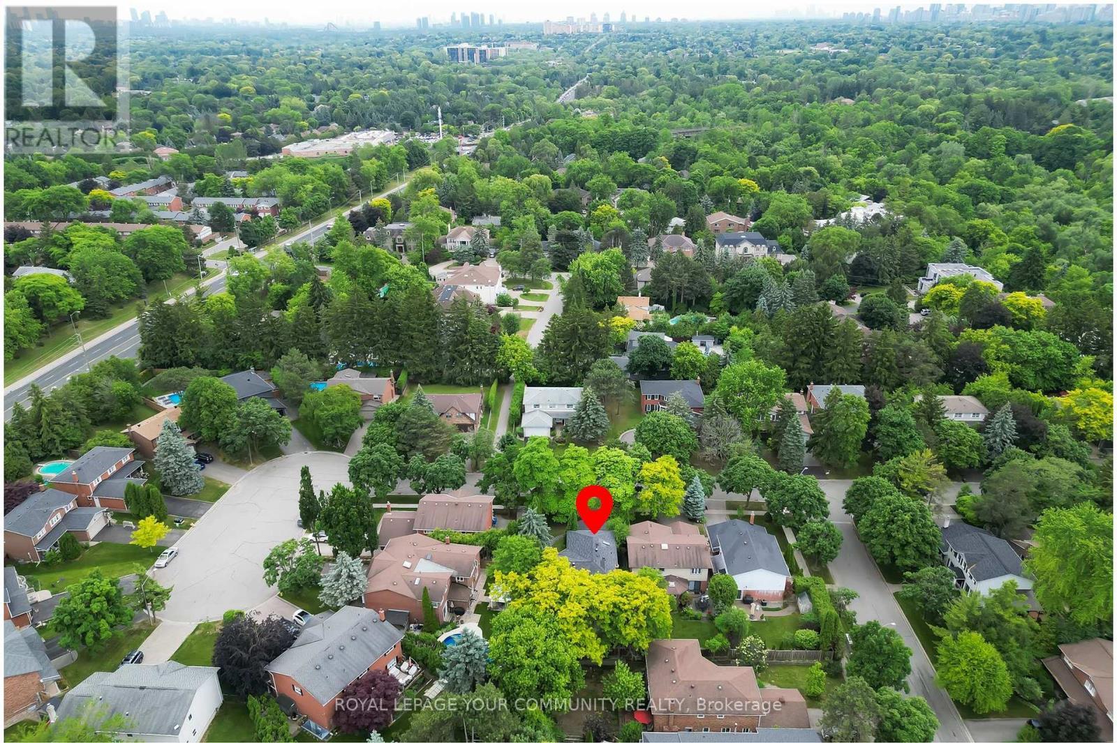 












14 JULIA STREET

,
Markham,




Ontario
L3T4R9

